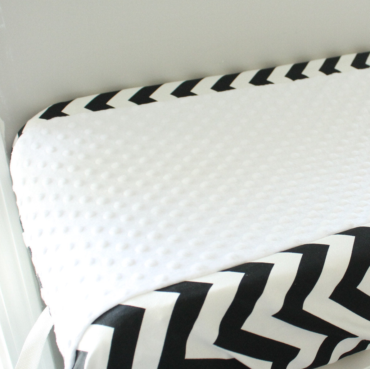 Black and White chevron contour cover