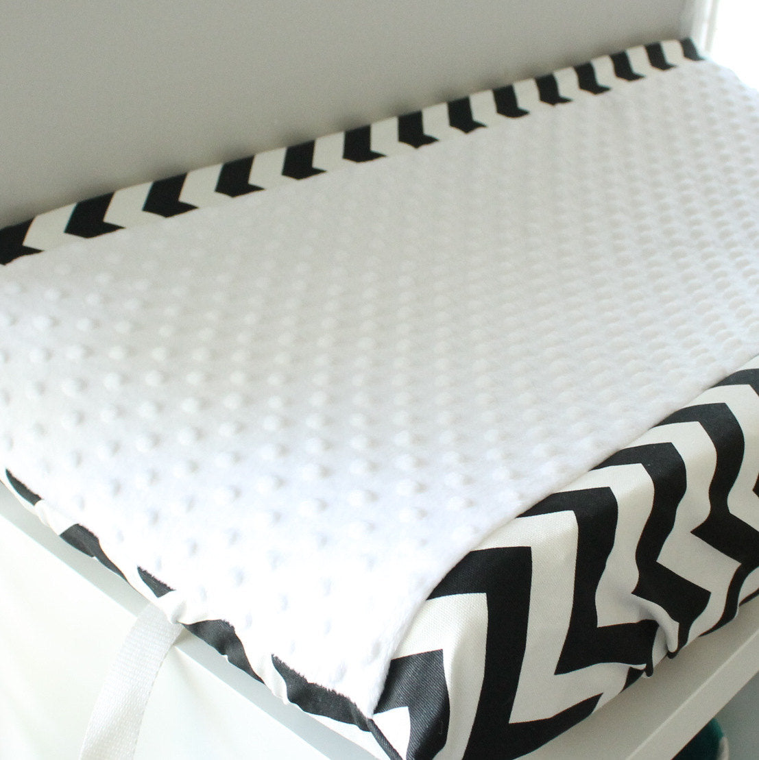 Black and White chevron contour cover