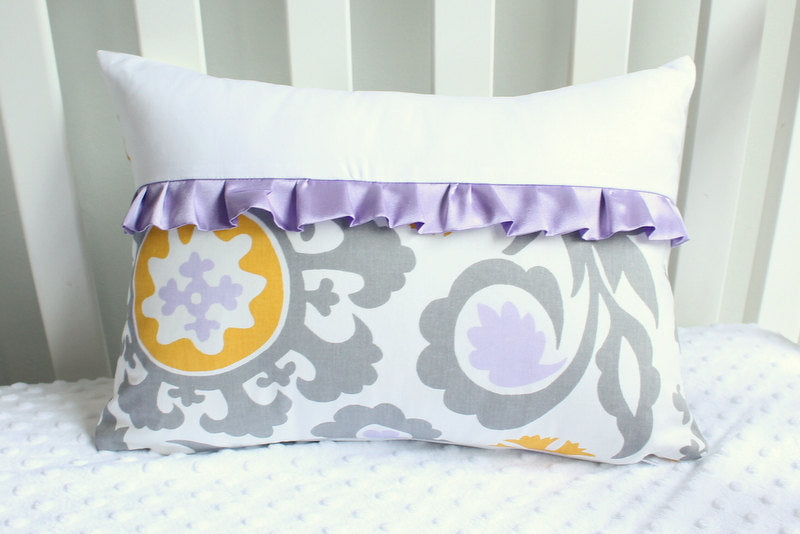 Wisteria Lavender Bumperless Crib Bedding set.